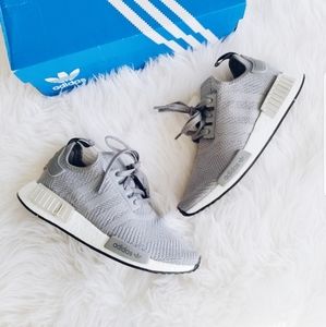 Adidas ORIGINALS NMD R1 Gray Metallic Silver Plug